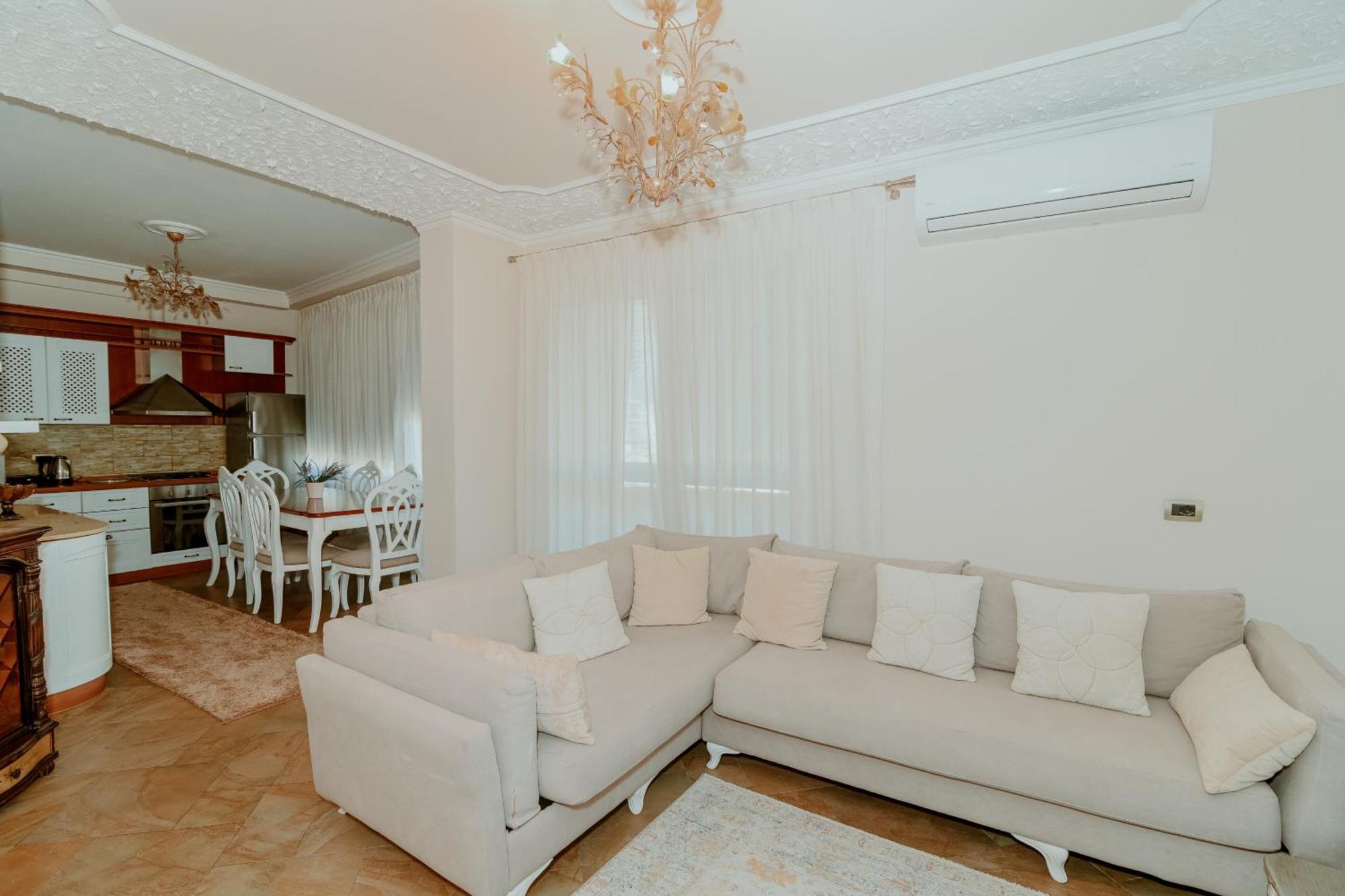 Panoramic Center Apartment
